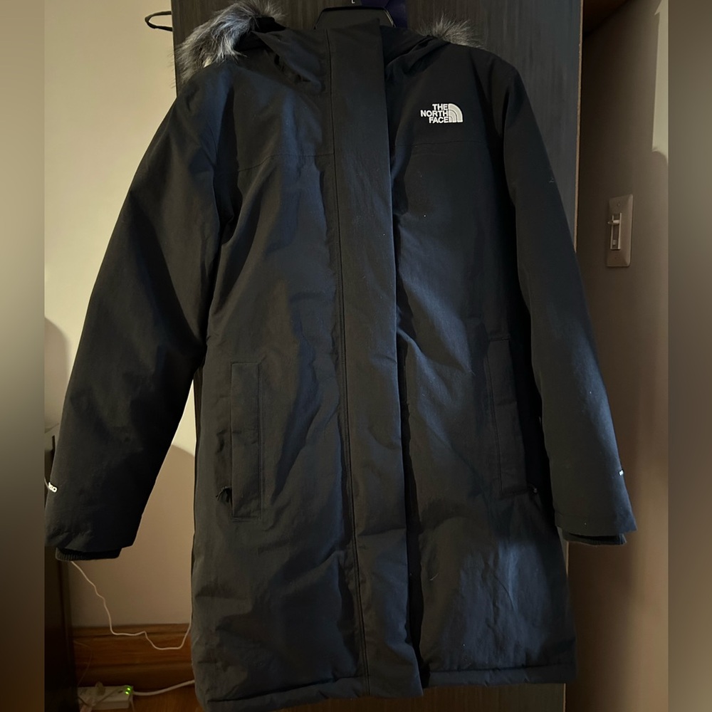 The North Face Women's Arctic Parka 550 Fill Down Jacket Coat TNF Black Large